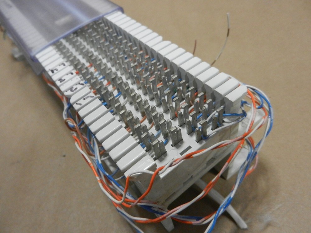 48 Port Network Punch down Patch Panel cat 5 5e 6