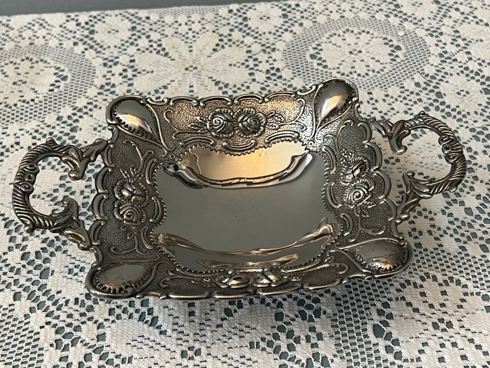 Lot of 3, Silver-plate Candy Dish / Bowls snacks treats, trinkets - D3