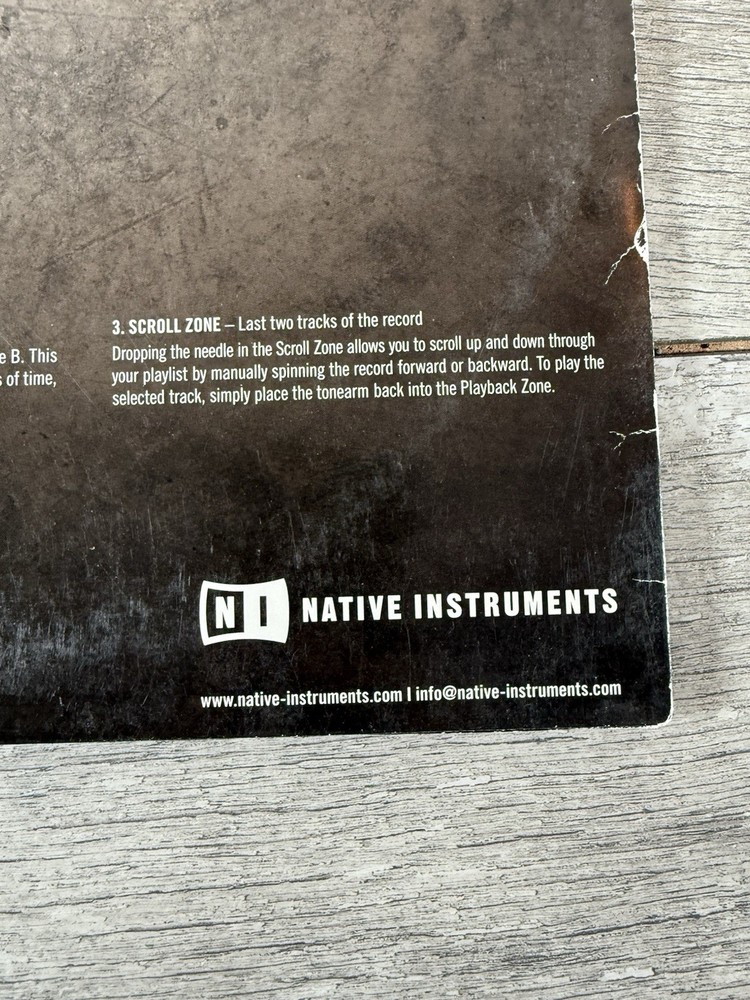 NATIVE INSTRUMENTS TRAKTOR SCRATCH CONTROL VINYL 12" BLACK - 2007