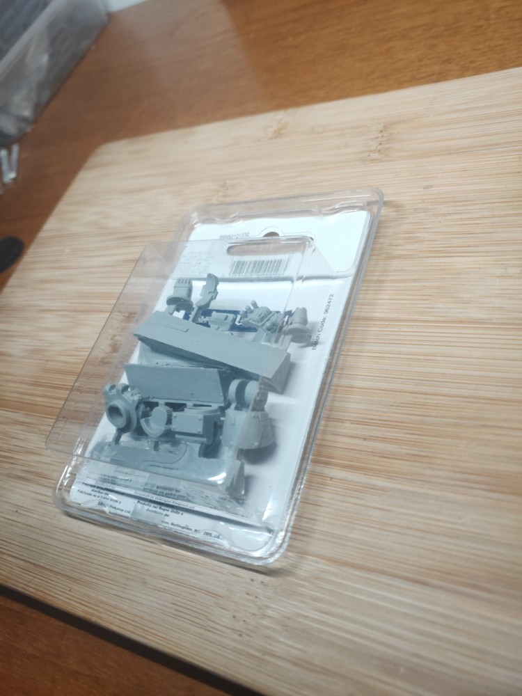 Space Marine E Forgeworld Contemptor-Pattern Assault Claw Boxed