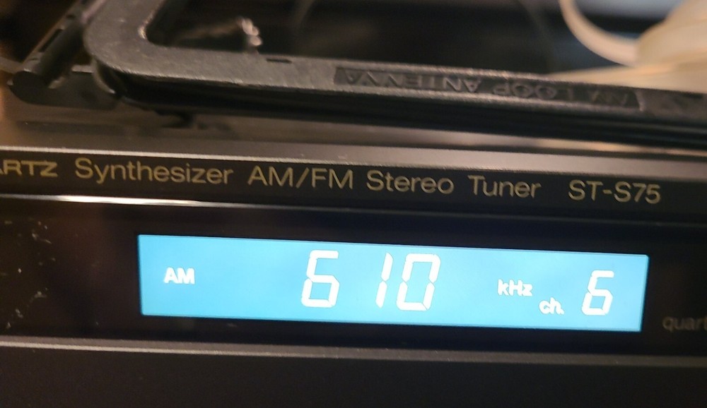 Technics ST-S75 AM/FM Digital Tuner