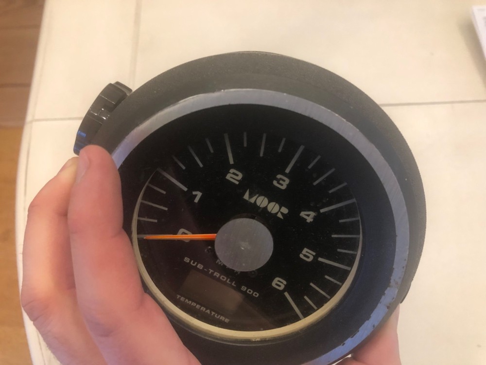 Moor Electronics Inc. Sub-Troll 900 + Probe