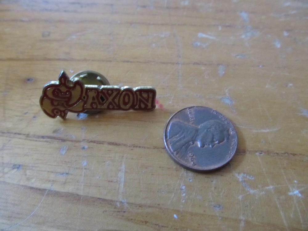 Saxon vintage pin pinback NICE