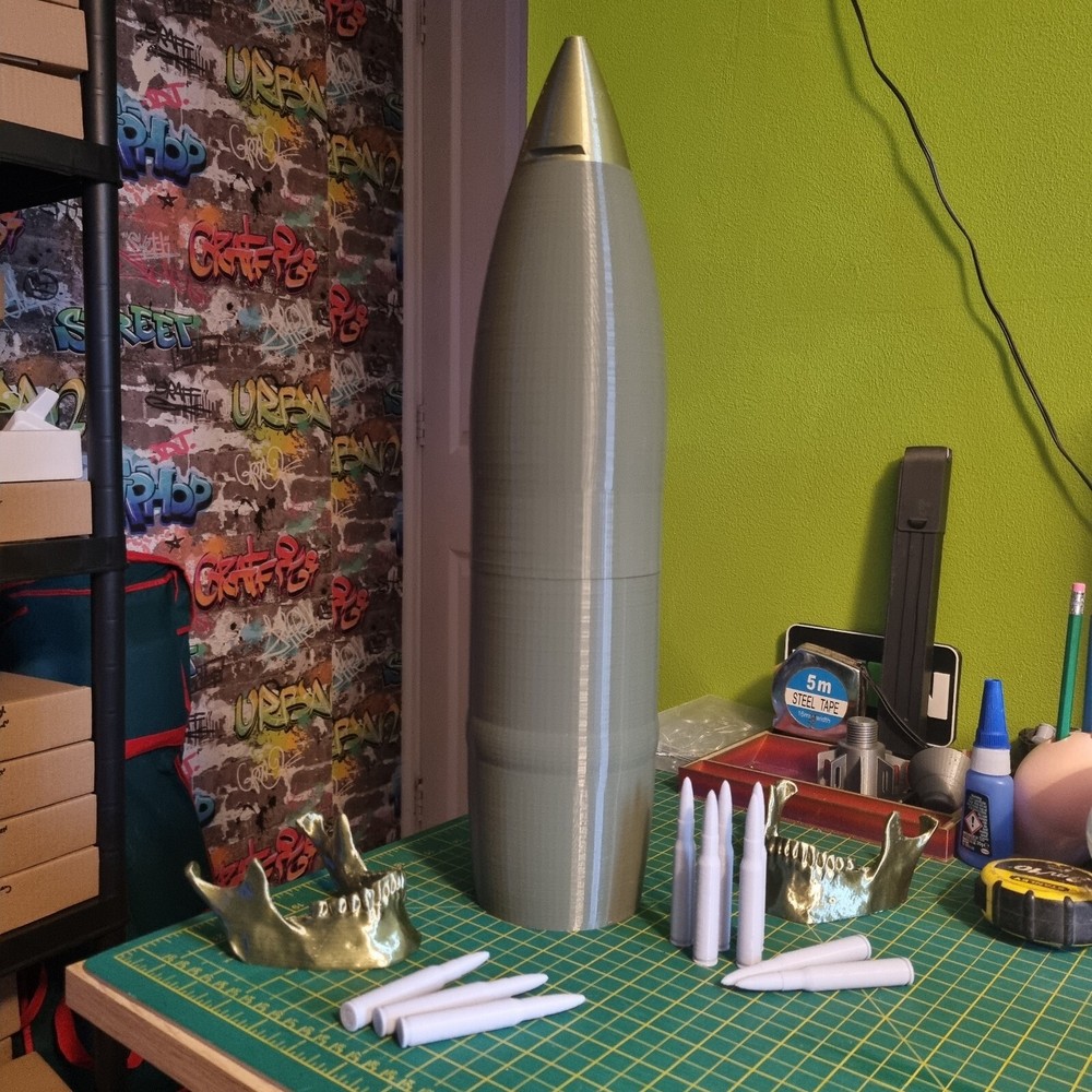 Fake 3D Printed Plastic Inert Howitzer 105mm Shell Round
