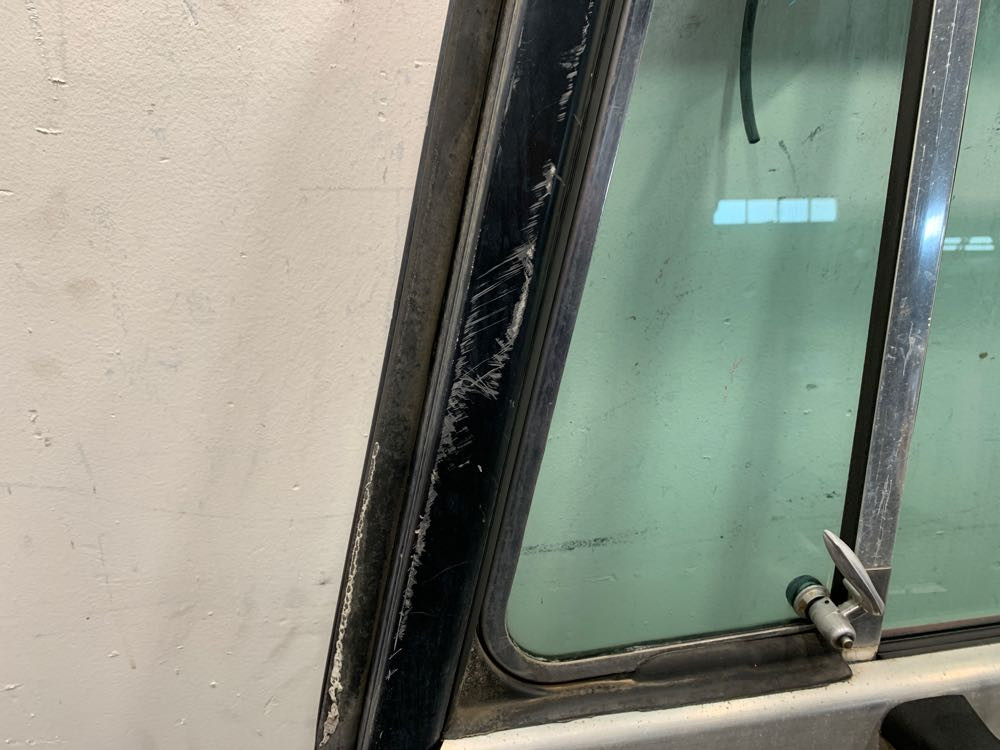 Peterbilt Door (606-13187)