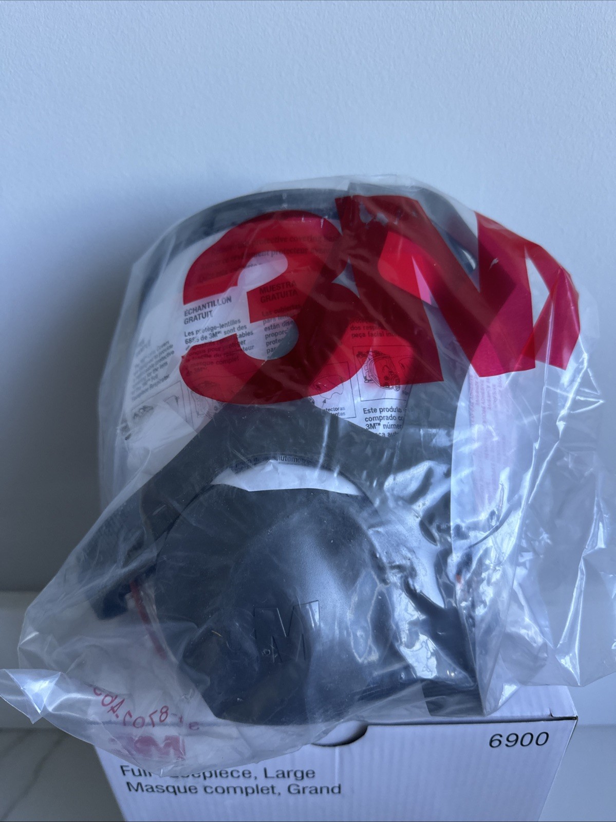 Bundle 3M 6900 LARGE FULL FACE RESPIRATOR MASK & 2 60926 MULTI GAS CARTRIDGE