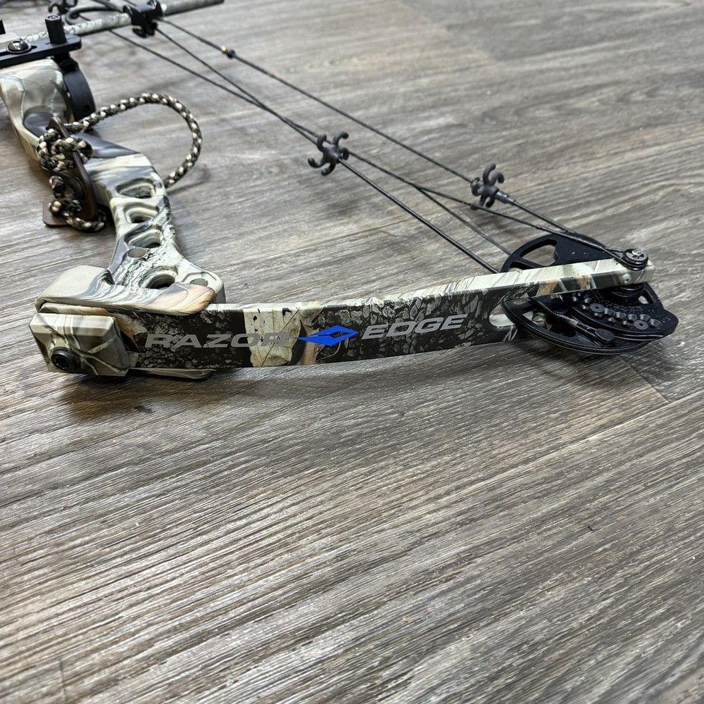 Diamond Archery Razor Edge Compound Bow (CP1020803)