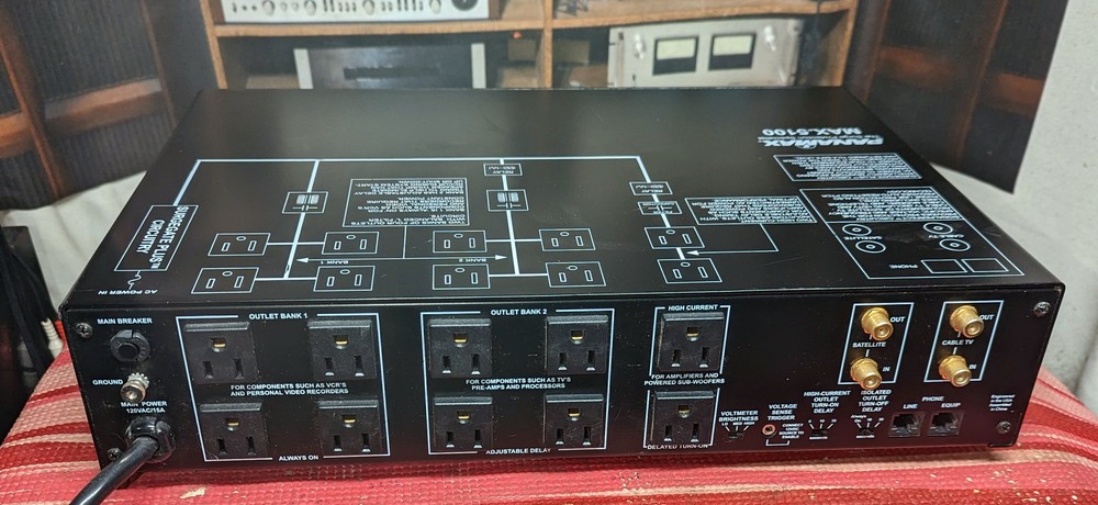 Panamax MAX-5100 surge protector with voltage display