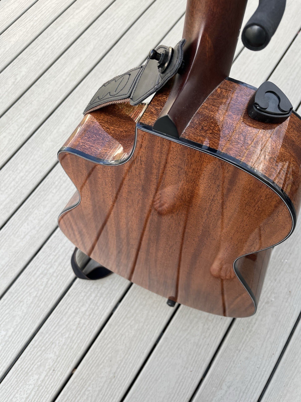 Breedlove concerto copper CE- all solid woods!