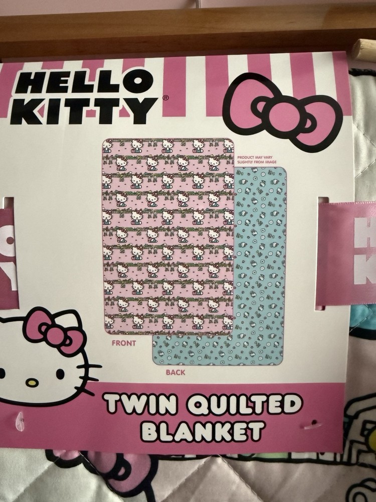 Hello Kitty Blanket / Quilt