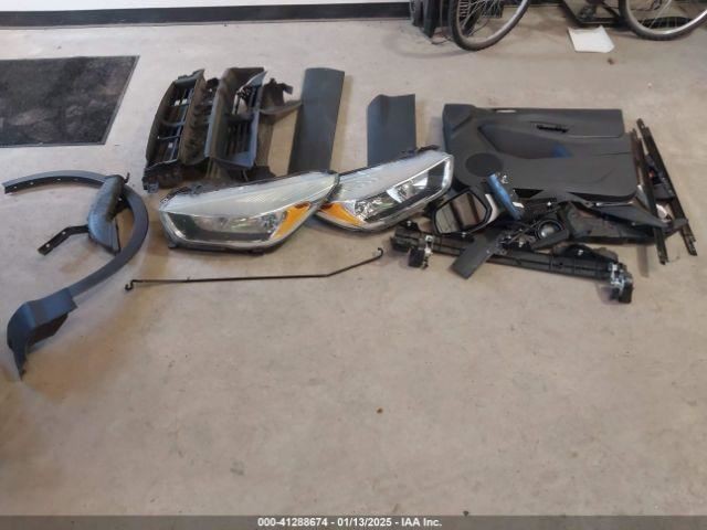 Fuse Box Engine Fits 17 ESCAPE 4595116