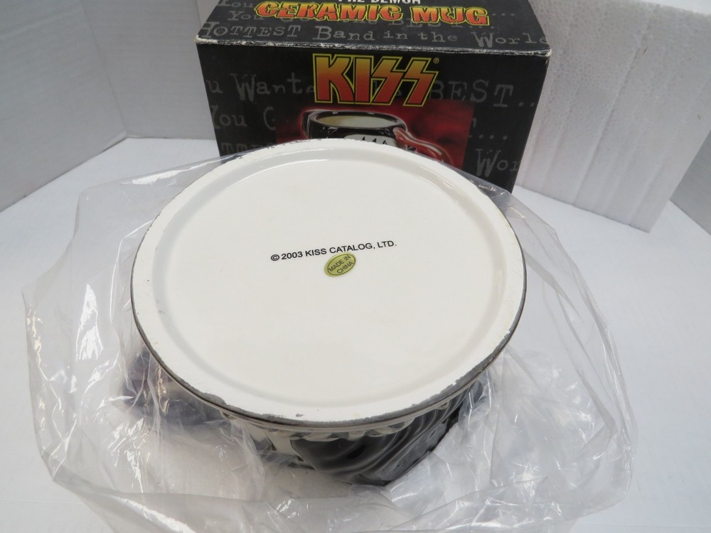 KISS GENE SIMMONS CERAMIC MUG - THE DEMON