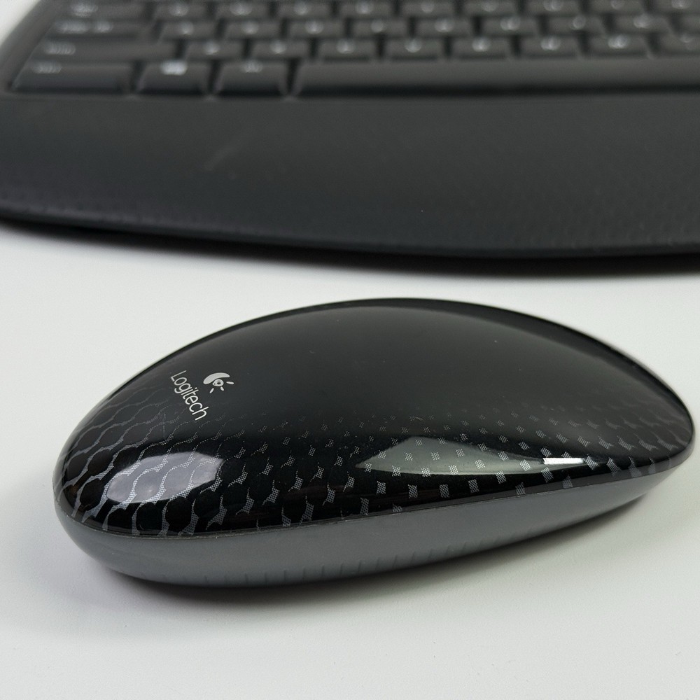 Logitech MK710 Wireless Keyboard Bundle With T620 Mouse & Unifying Receiver