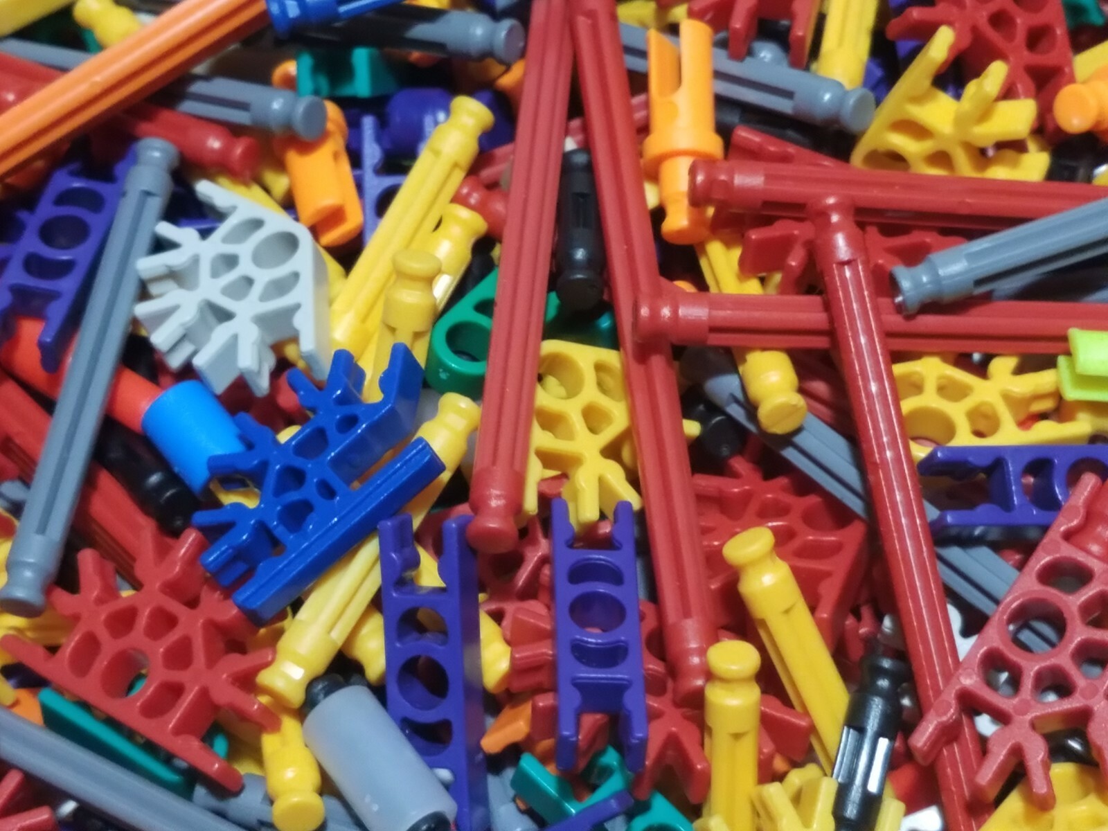 300 MICRO KNEX Rods & Connectors Random Mixed Bulk Lot Small Parts Pieces K'NEX