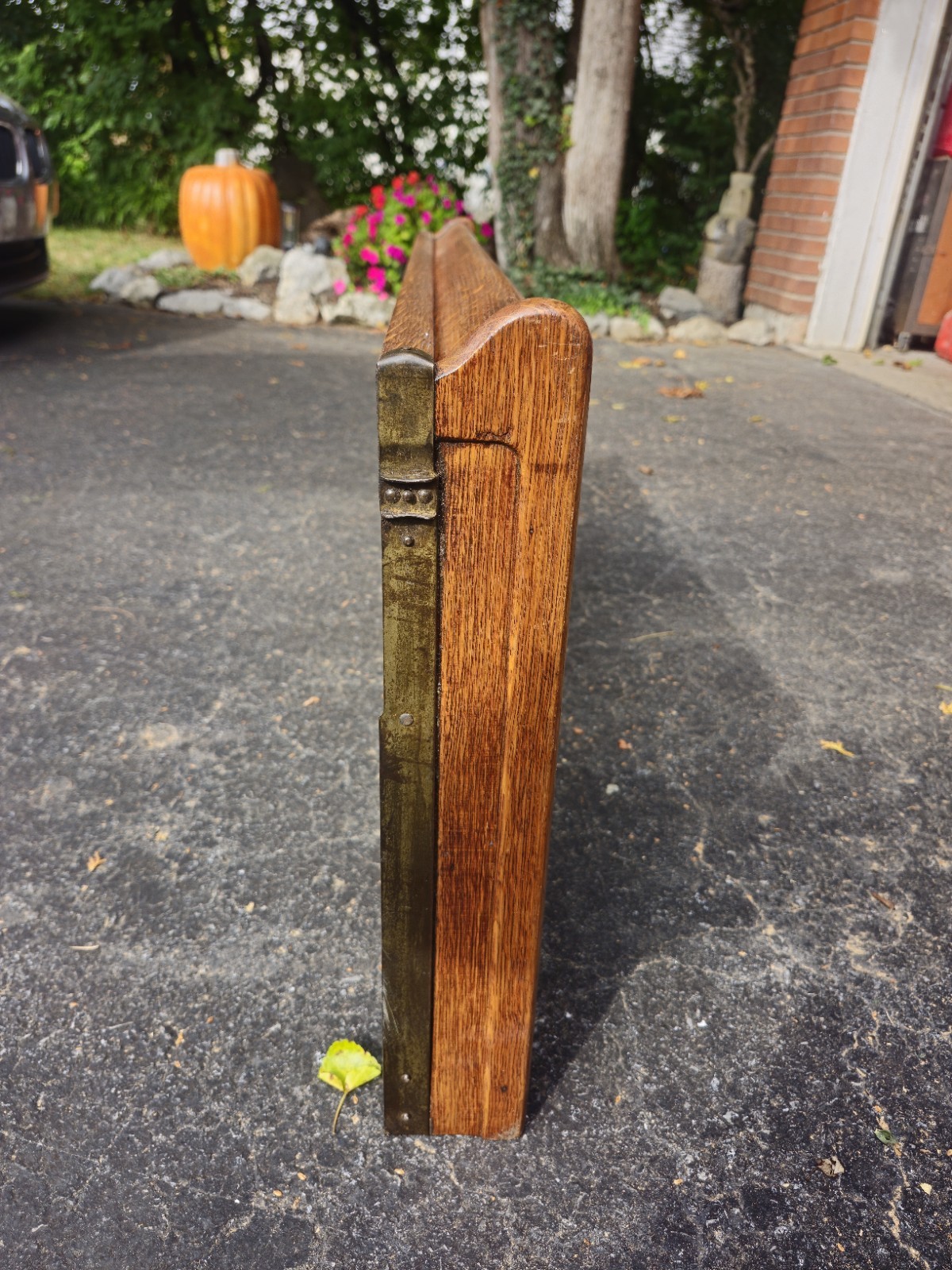 Globe 17in X 41.5in Ogee Tiger Oak Stacking Office File Top