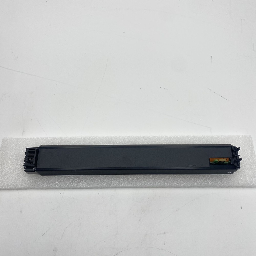 IBM Storwize V5000-V5010-V5030 Gen2 Battery Date Code: 2025 01AC365 01AC366