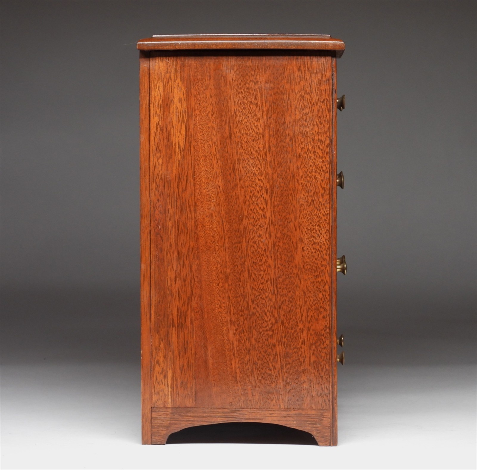 Custom! Bench Made Miniature Mahogany Five Drawer Dresser Jewelry Chest