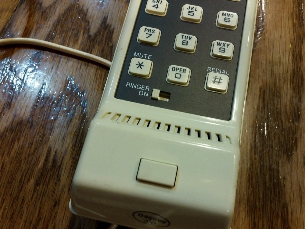 Record-O-Fone Universal SX-8400 Telephone