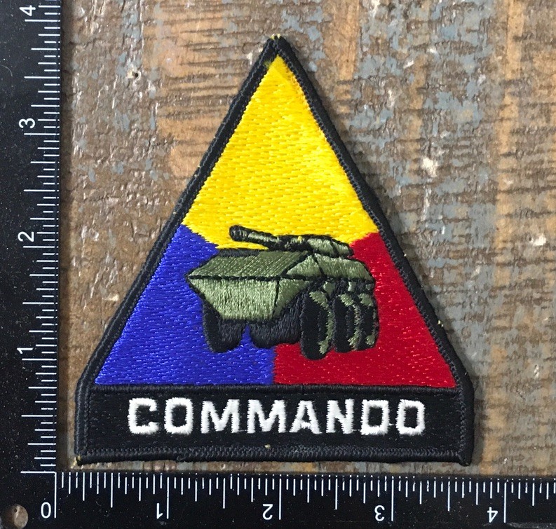 Desert Storm US Army Armor Commando Tank Triangle Patch