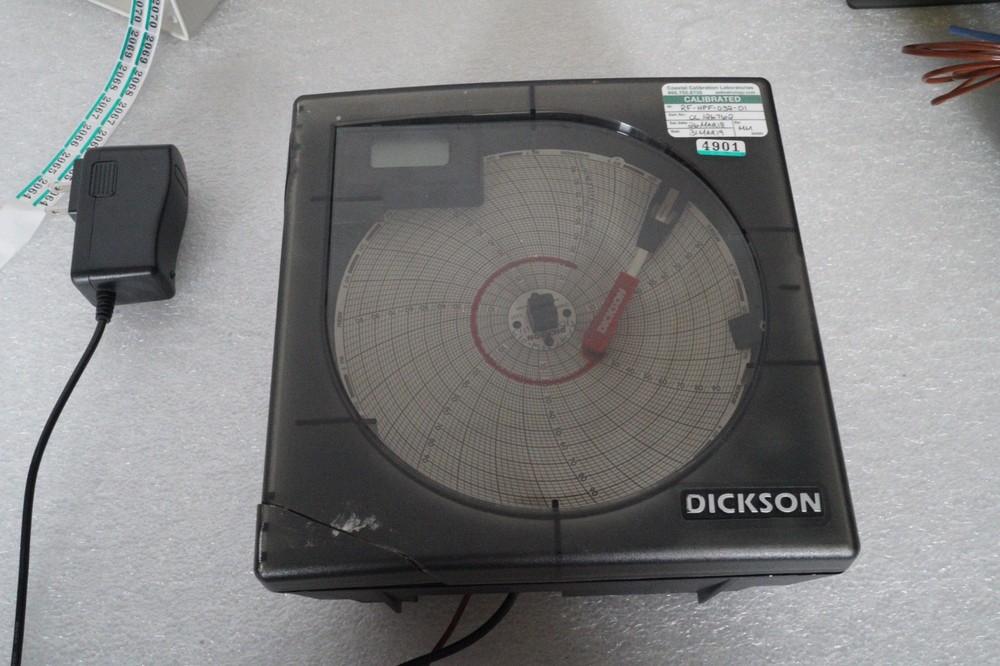 Dickson KT622 Chart Recorder Broken Cover without Model Number Label