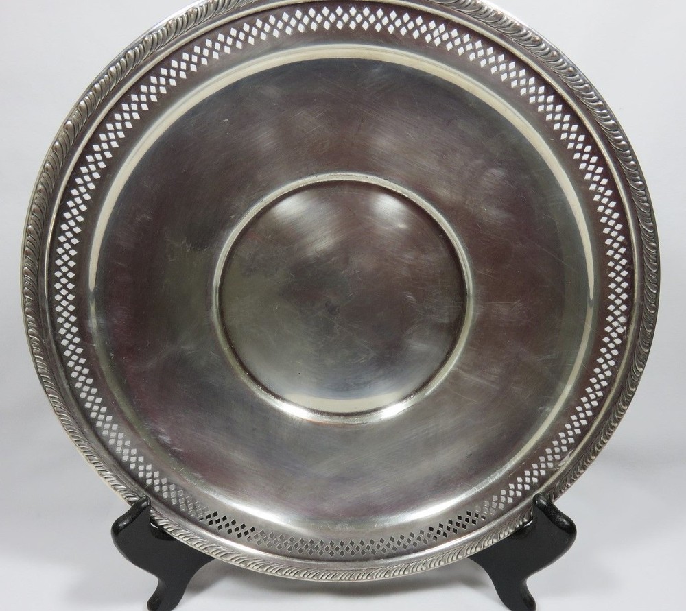Silver Plate Serving Plate w Lattice Sides 10"