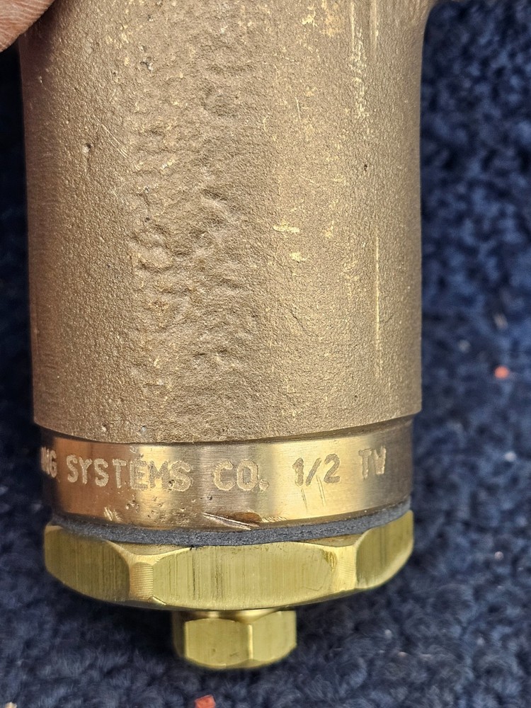 Spraying Systems T-Style Solid Brass Liquid Line Strainer, 1/2 TW