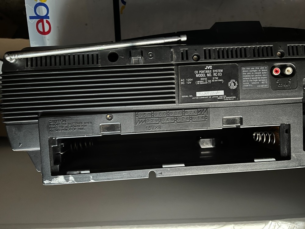 JVC RC-X3 CD Portable System 1988 Read Description