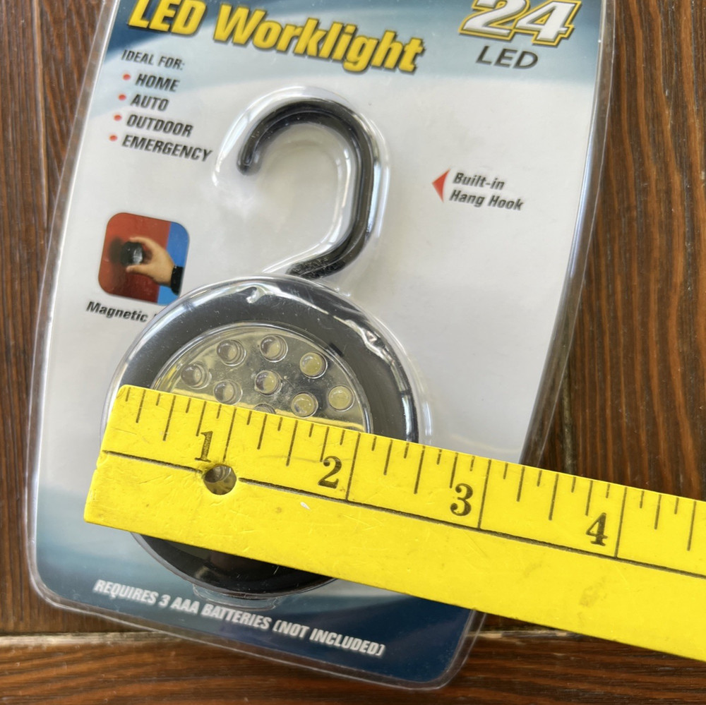 NEW 24 Element LED Worklight Magnetic Hanging Hook Takes 3 AAA