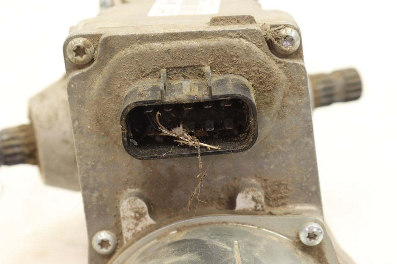 Can-Am Defender HD10 Cab 1000 19 Power Steering Gearbox 709402228 53340
