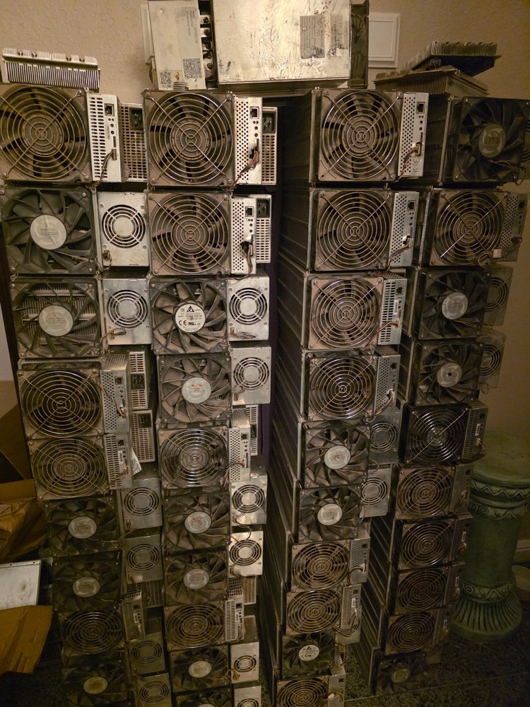 Whatsminer M20S 68th BTC ASIC Bitcoin Miner