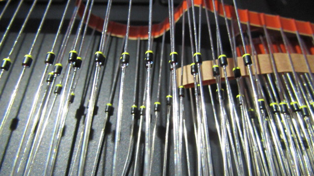 BB809 PHILIPS VHF Variable Capacitance Diode DO-34 (10 pieces) NOS Fast Ship USA