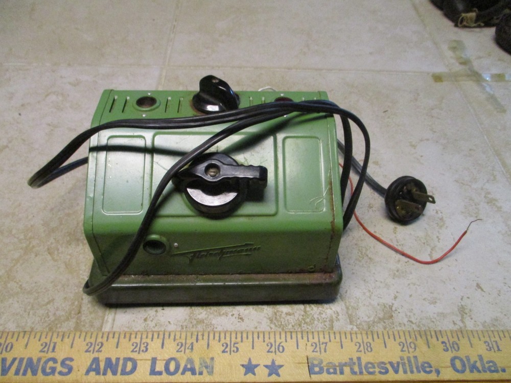 Vintage Fleischmann HO Bahn-Transformator 505 ( Powers On ) Transformer Power