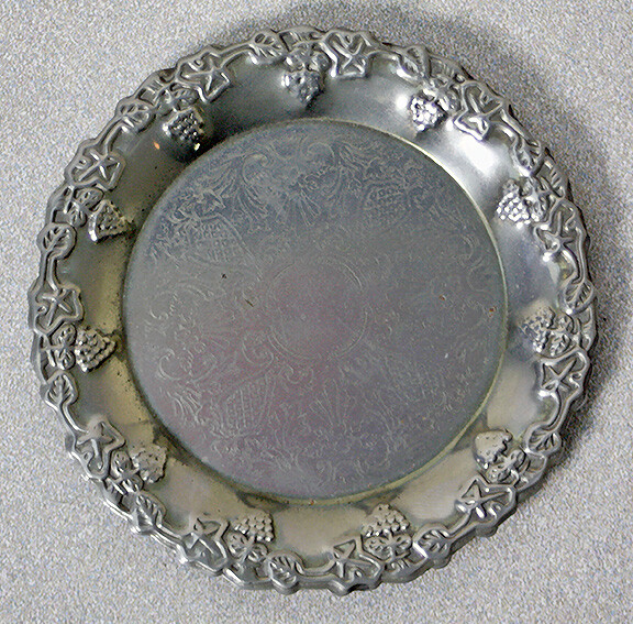 Embossed Silver Plated Etched Grape & Vine Wine Bottle Coaster