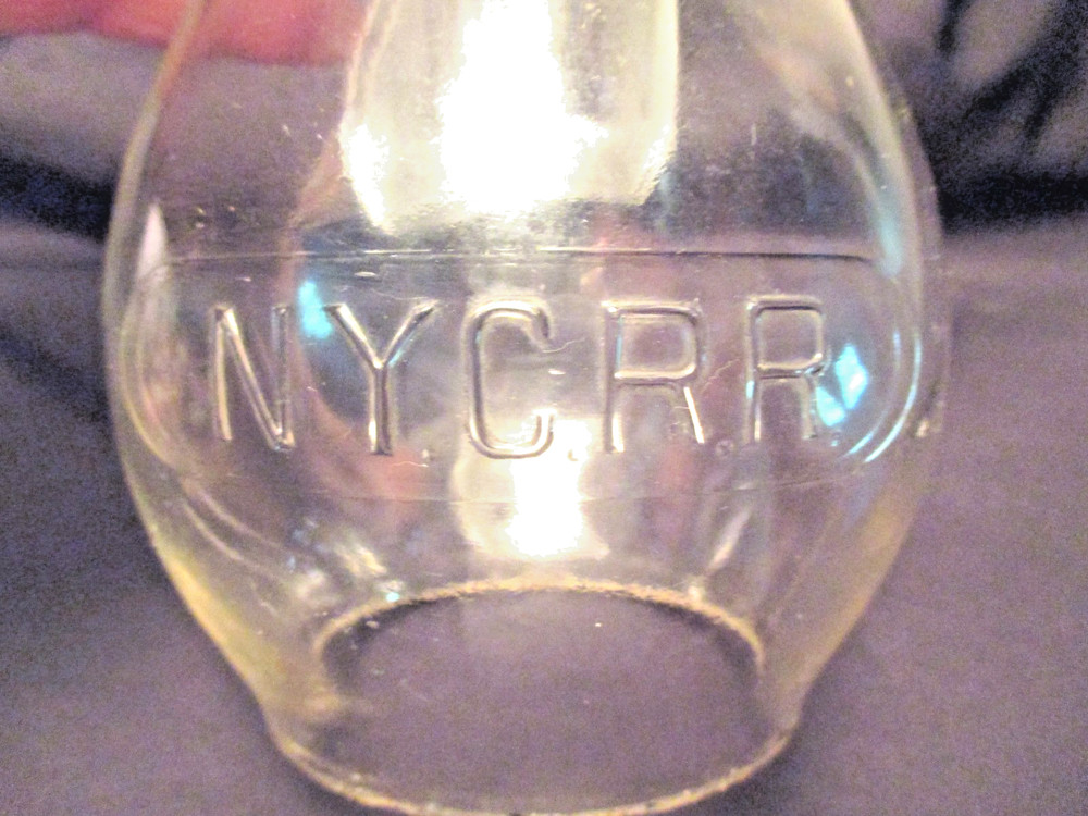 N.Y.C.R.R. LANTERN GLOBE ~~CNX