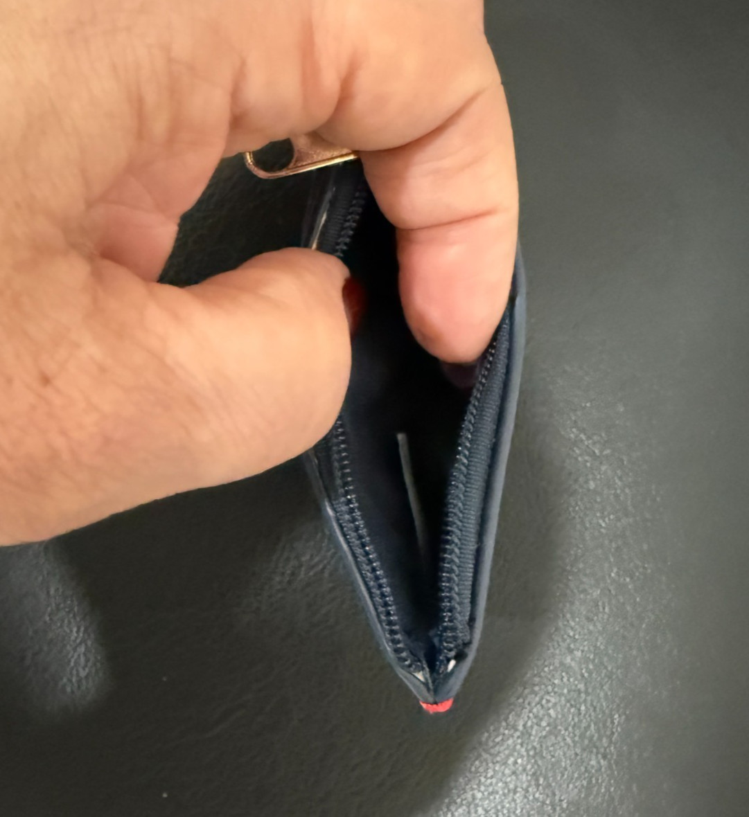 NWT Disney Cruise Line Mickey Snap Card Holder Pocket Wallet w / Zip Coin Purse