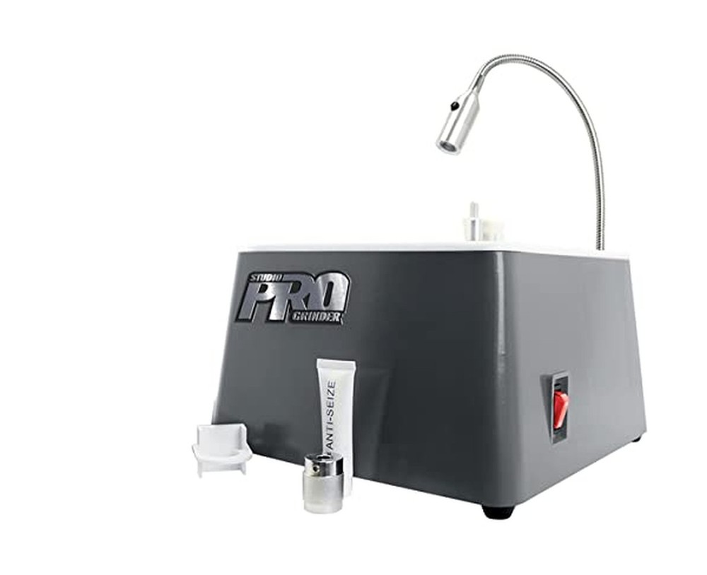 Studio Pro Grinder with Light