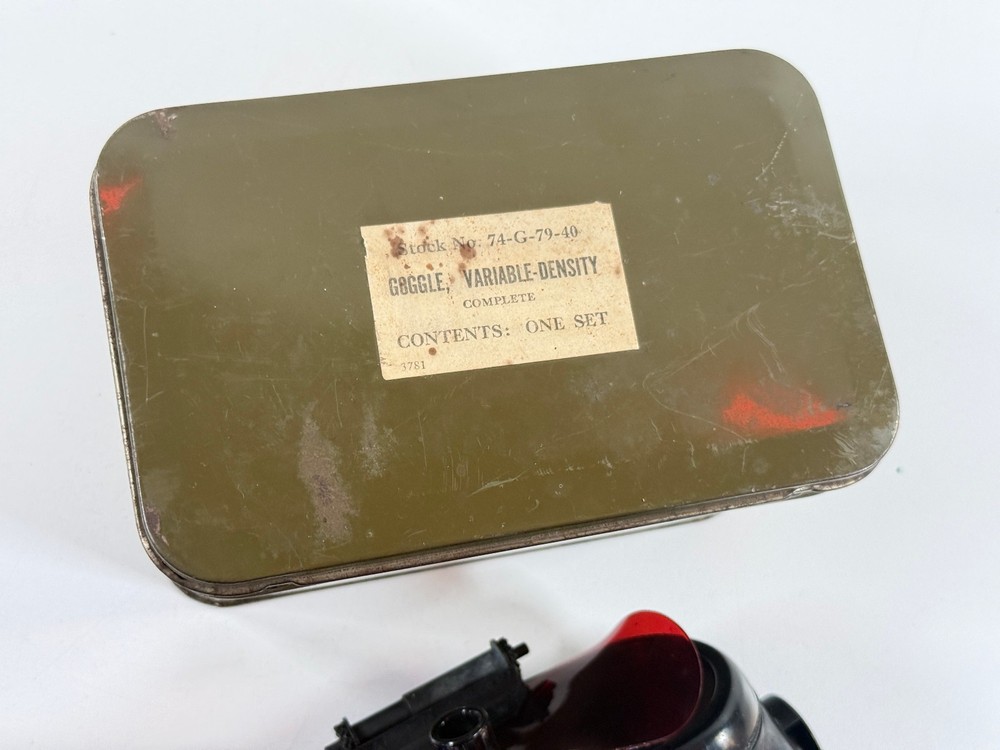 WW2 Variable Density Goggles w/ Tin glasses red visor 74-G-79-40 goggle mask