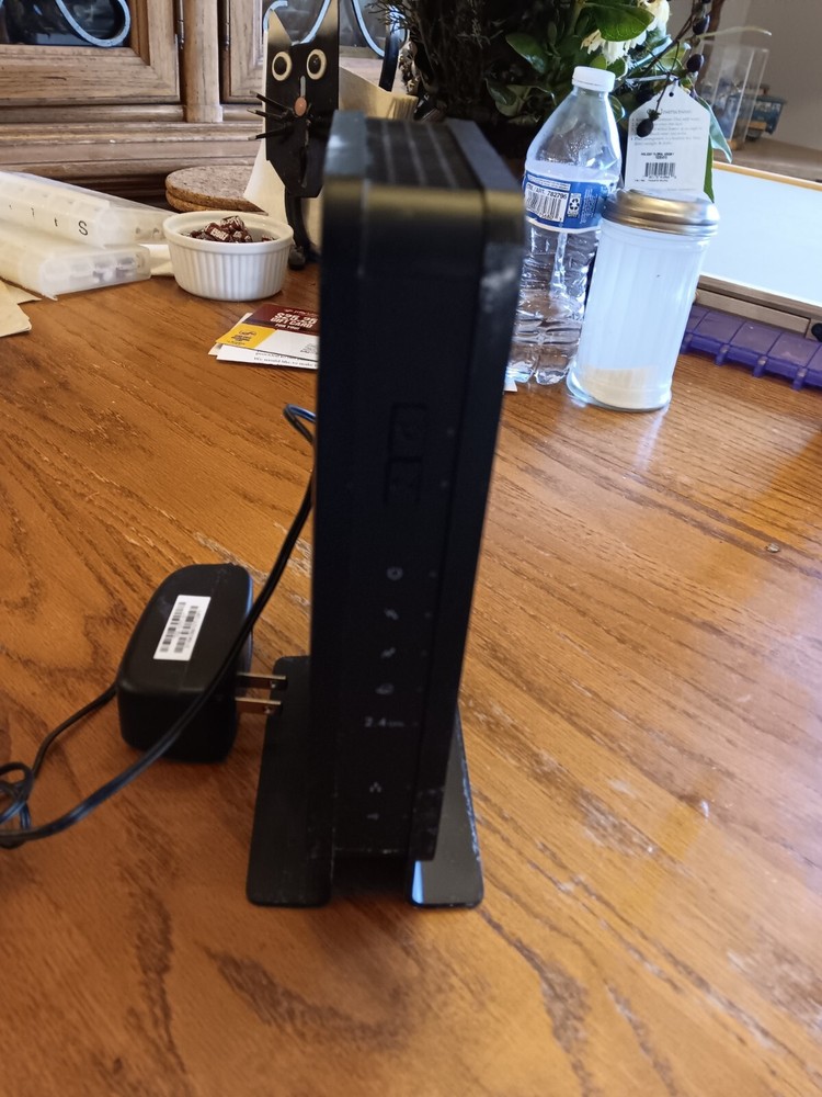 Netgear72 C3000 DOCSIS 3.0 Wireless Ethernet WiFi Cable Modem Router