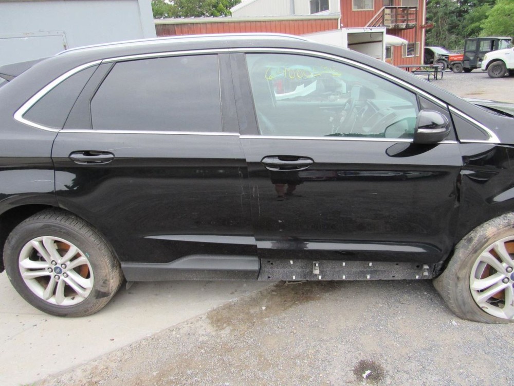 EDGE 2020 Glove Box 1068585