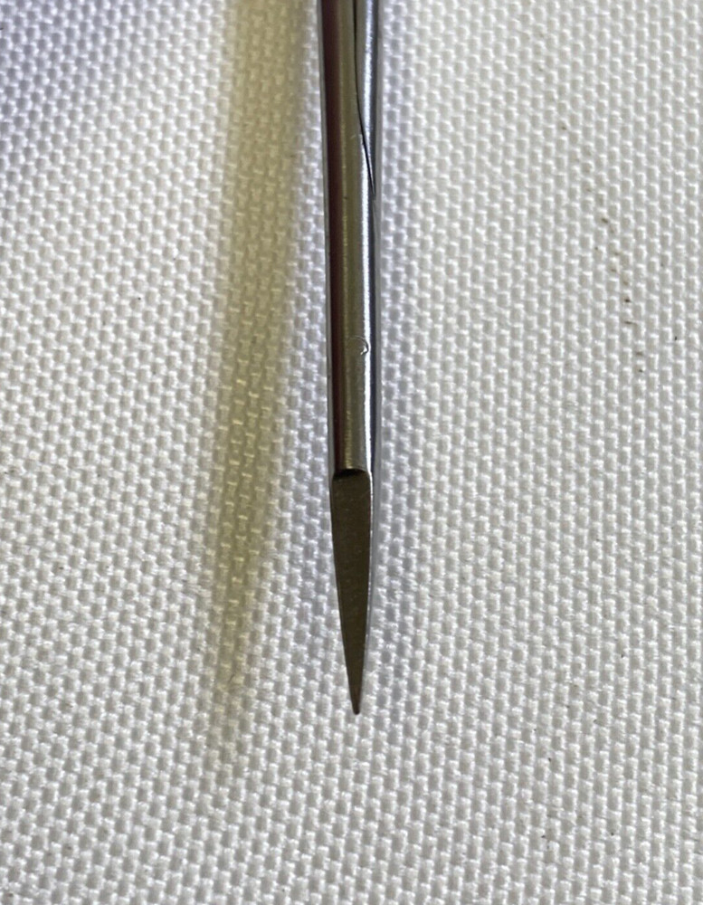 Aesculap FD105R Micro Vessel Scissors Bayonet Straight Sharp Tips 7.5"