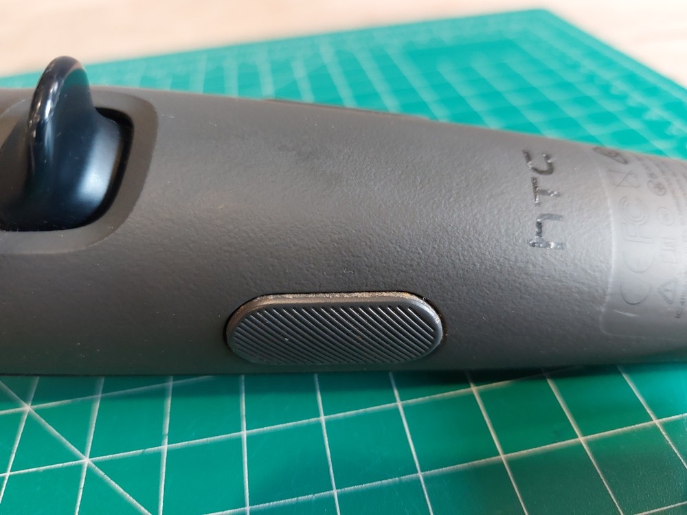 HTC Vive Virtual Reality VR Wand Controllers Pair Set (Black) 1.0 2PR7100