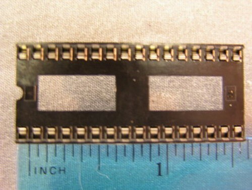 65 Augat 332-AG19DC 32 Pos DIP IC Sockets