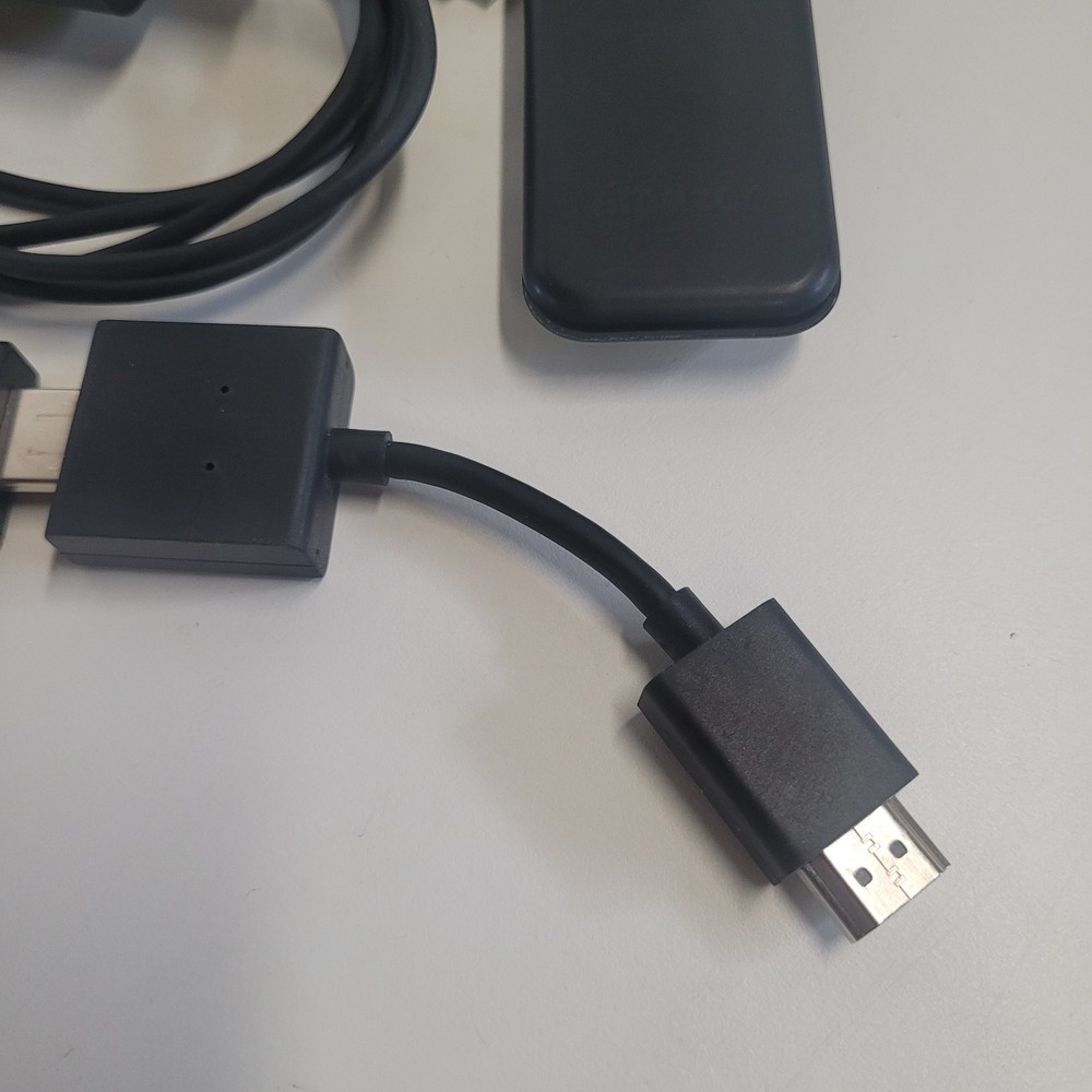 Amazon Fire Stick HD CE0700 complete with Wiring and Remote
