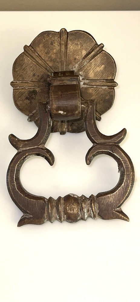VTG HAND CRAFTED SOLID BRASS ROCOCO STYLE DOOR KNOCKER 3.25