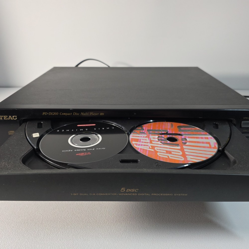 Teac PD-D1260 CD Changer No Remote Tested