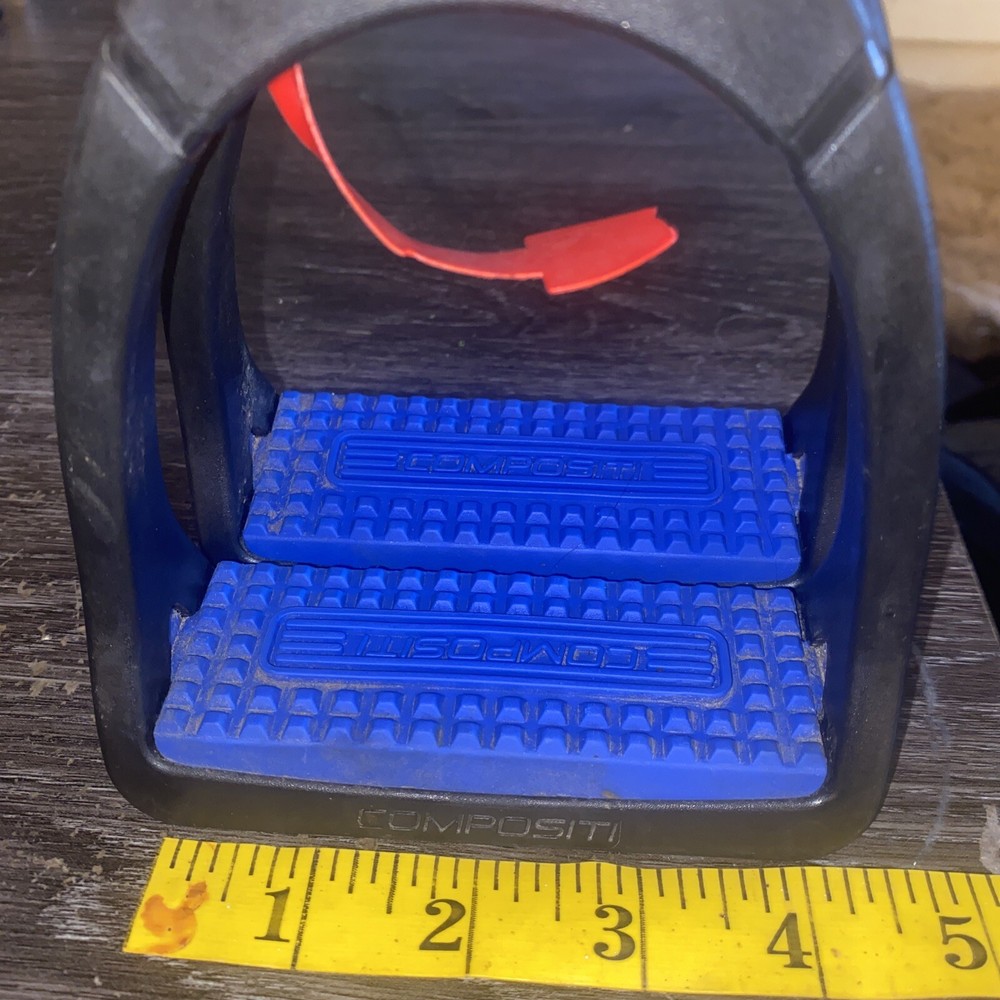 Composite Children’s Stirrups 4”