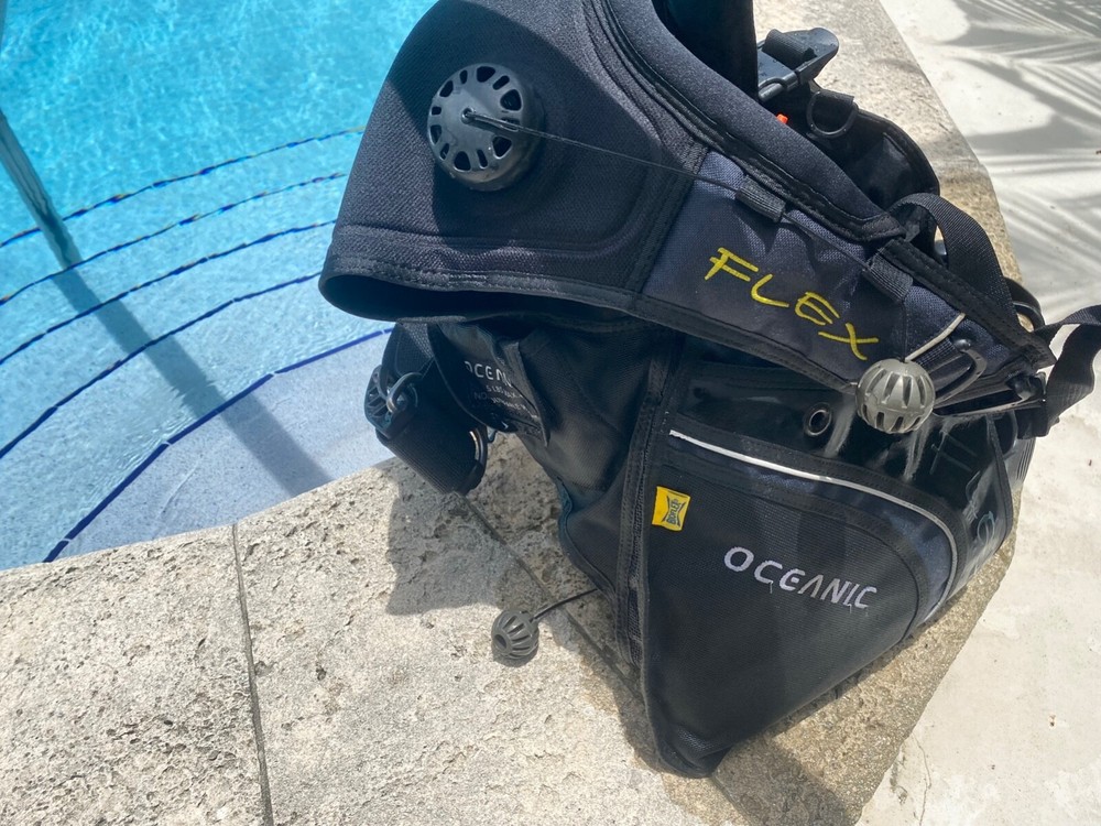 bcd scuba Oceanic- S-M Blue