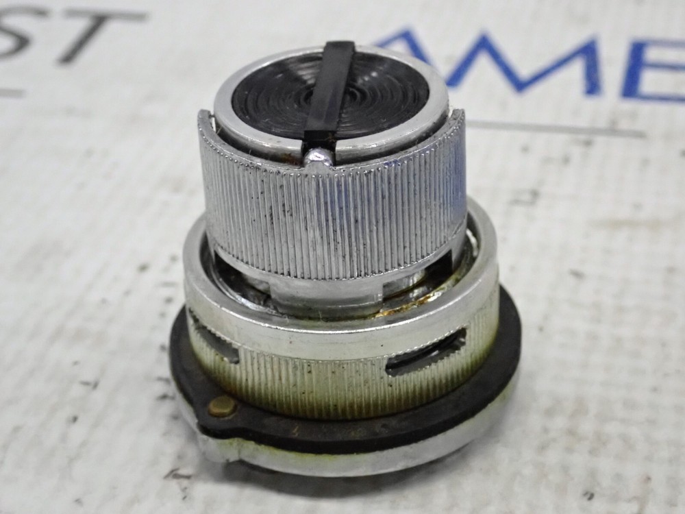 Square D 9001 TQ2 Pushbutton Operator Series A