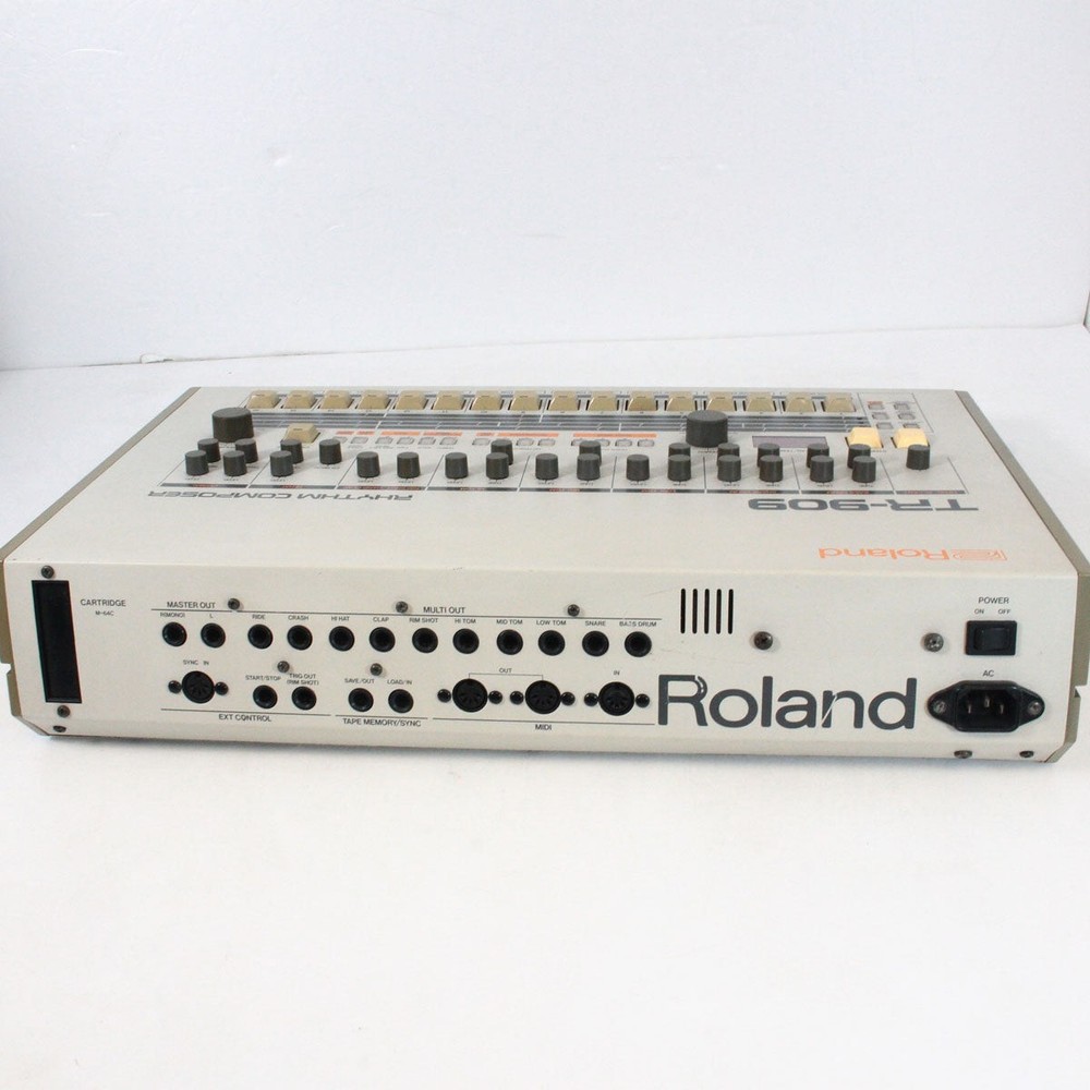 ROLAND TR-909 (Late Model) [392686]