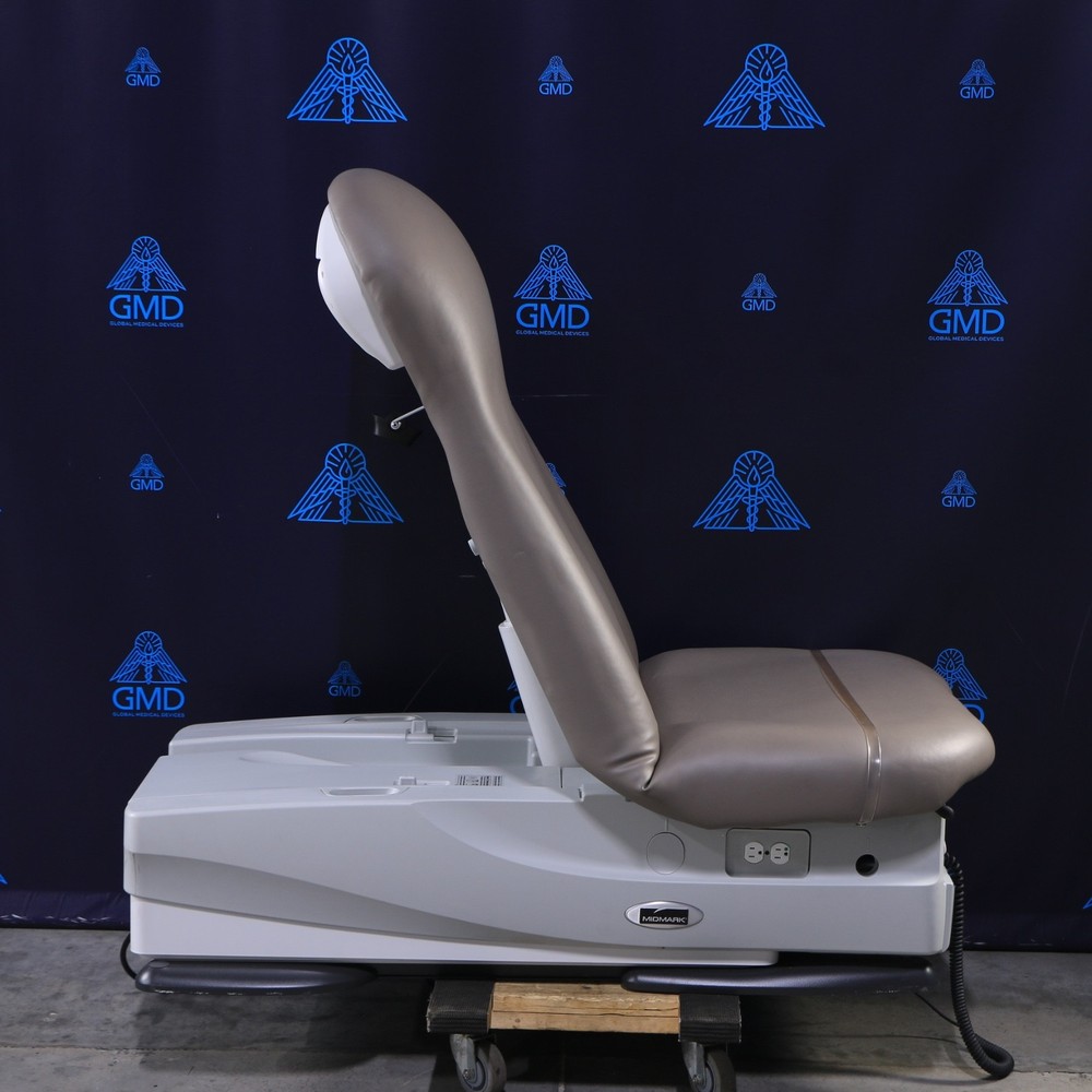 Midmark 626 Medical Exam Table